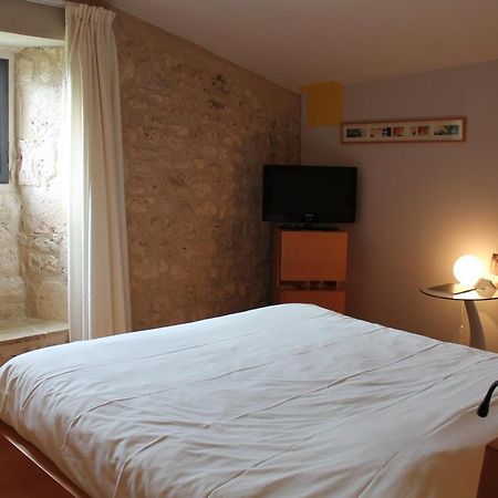 Chateau De Salettes Cahuzac-sur-Vere Bagian luar foto